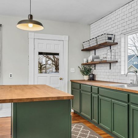 Enchanting Bungalow - 2Br Historic Hidden Gem Xenia Extérieur photo